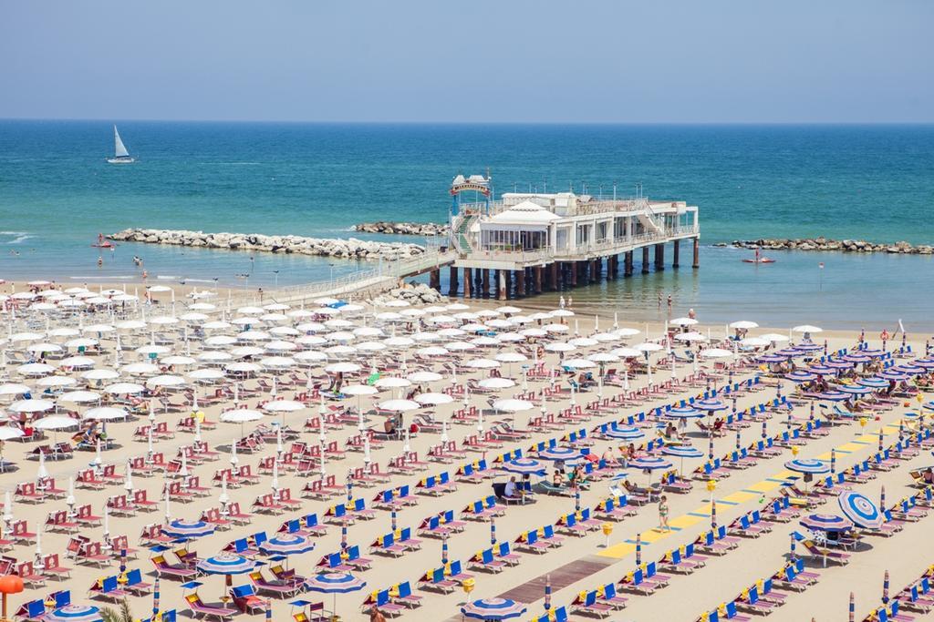Hotel Resort Marinella Габиче Маре Екстериор снимка
