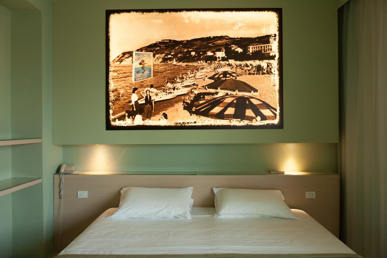 Hotel Resort Marinella Габиче Маре Екстериор снимка