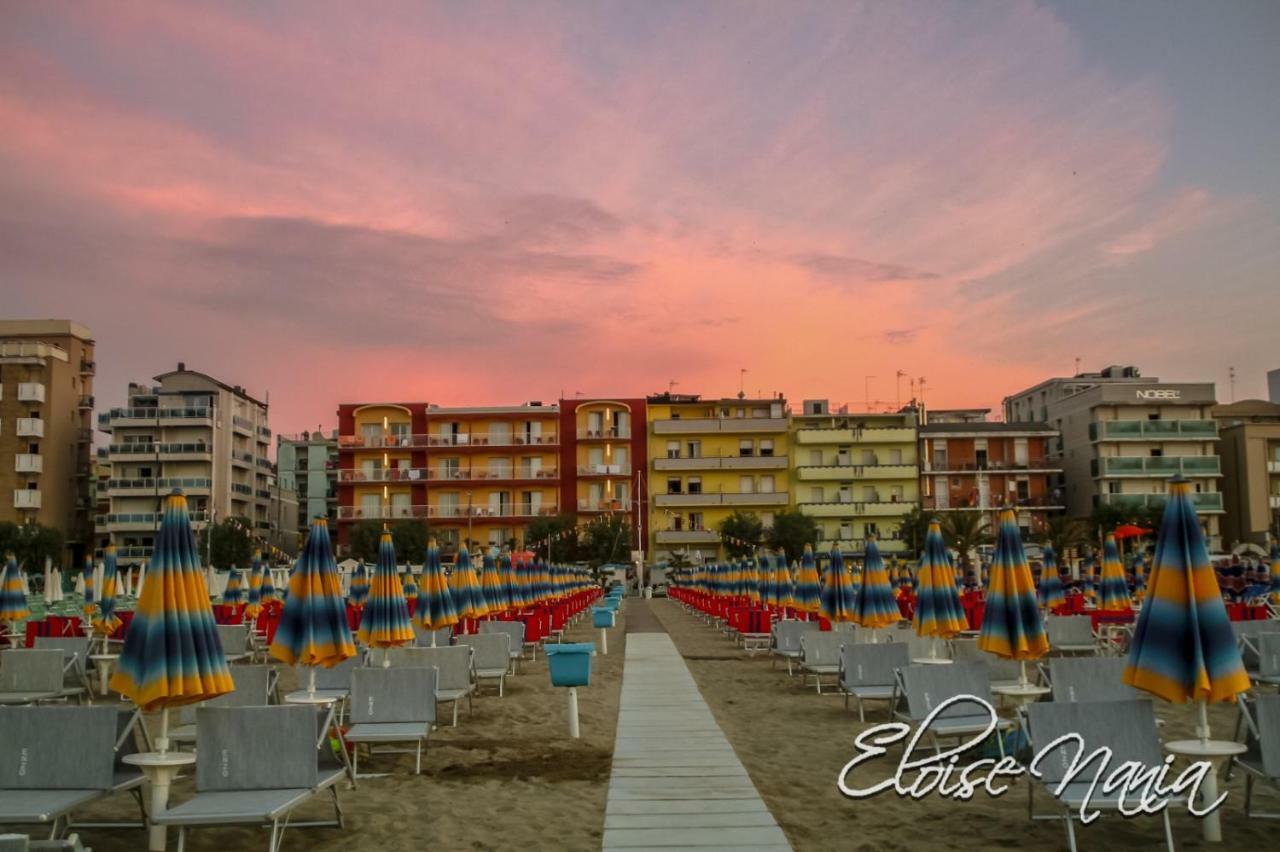 Hotel Resort Marinella Габиче Маре Екстериор снимка