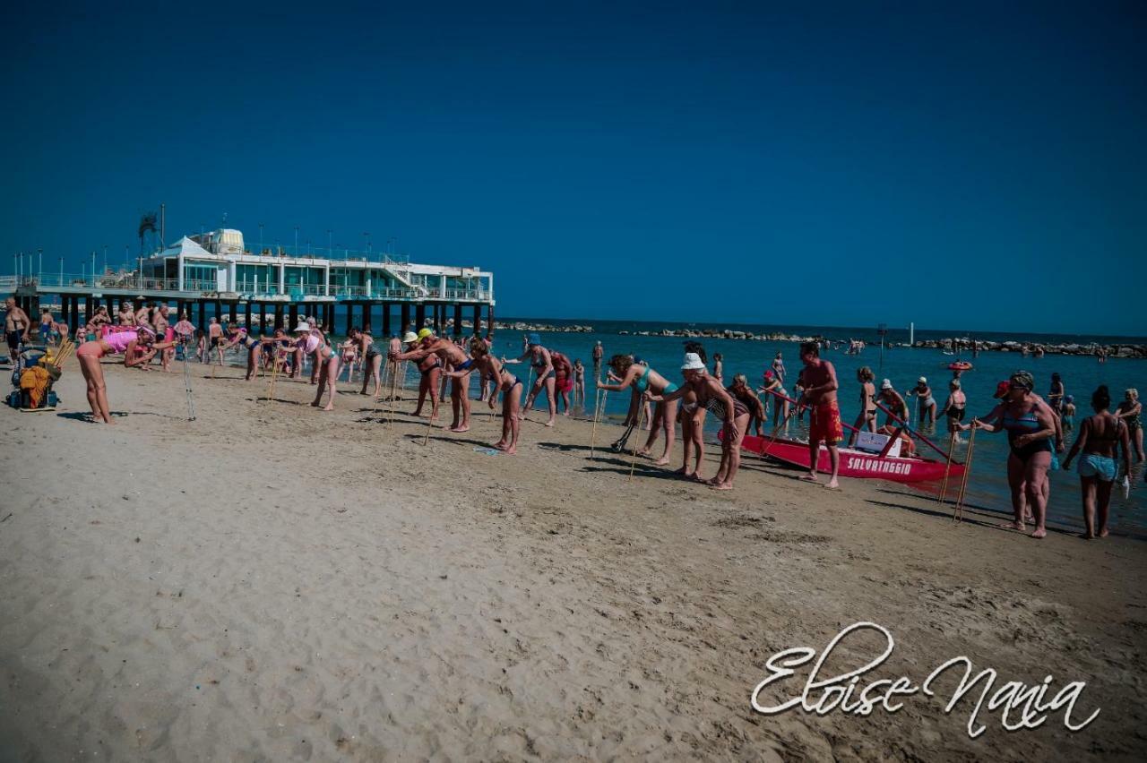 Hotel Resort Marinella Габиче Маре Екстериор снимка